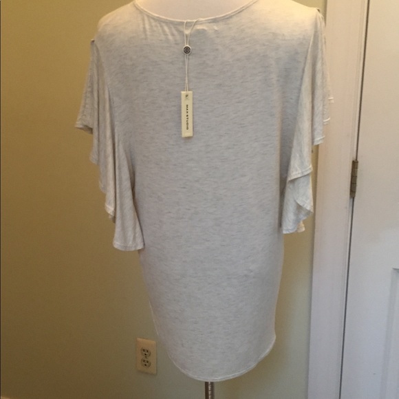 Max Studio flutter sleeve top - Picture 4 of 7